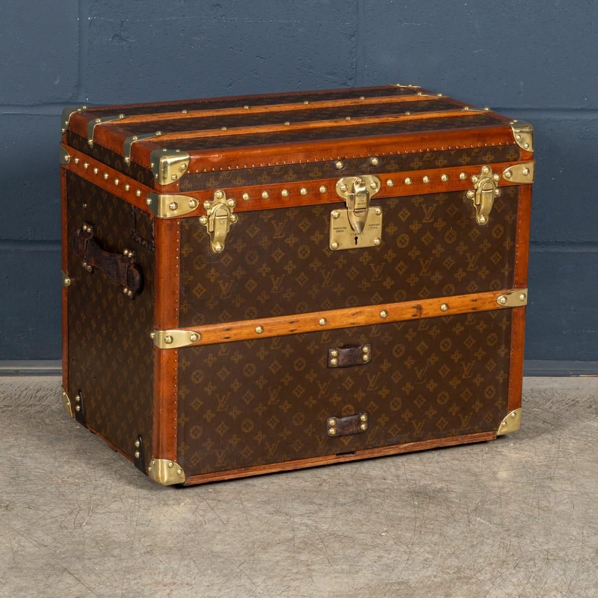 Antique 20thc Louis Vuitton Shoe Trunk In Monogram Canvas, France C.1920 photo furniture