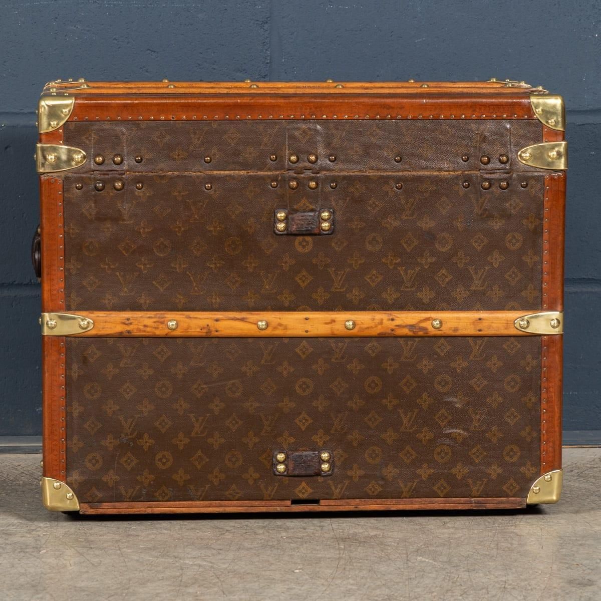 Antique 20thc Louis Vuitton Shoe Trunk In Monogram Canvas, France C.1920 photo vinterior