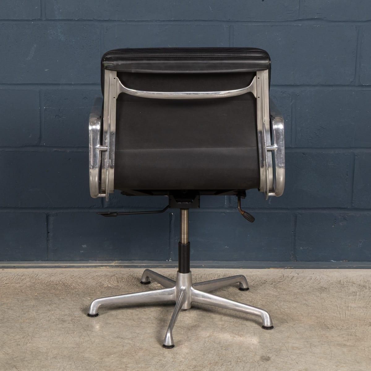 Vintage 20thc Ea217 Chair In Black Leather By Charles And Ray Eames For Icf photo 1595.0