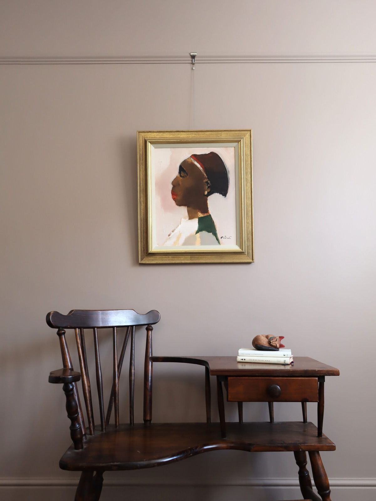 The Quiet Within, olieverf op doek. photo furniture