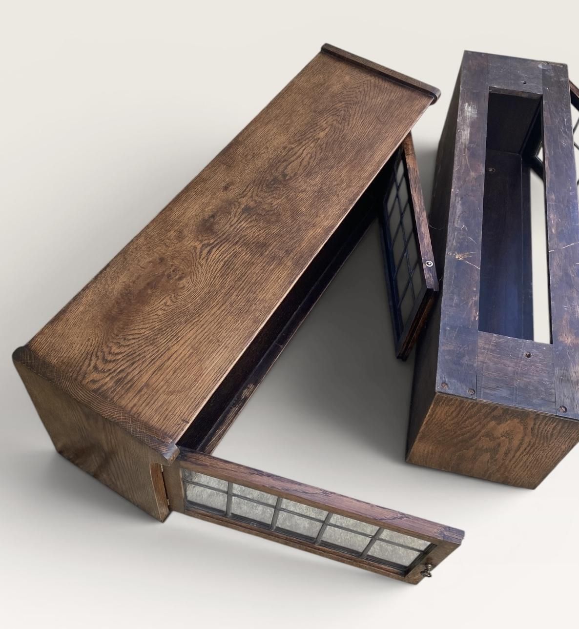 Oxford Oak Sectional Leaded Glass Bookcase C.1920. photo vinterior