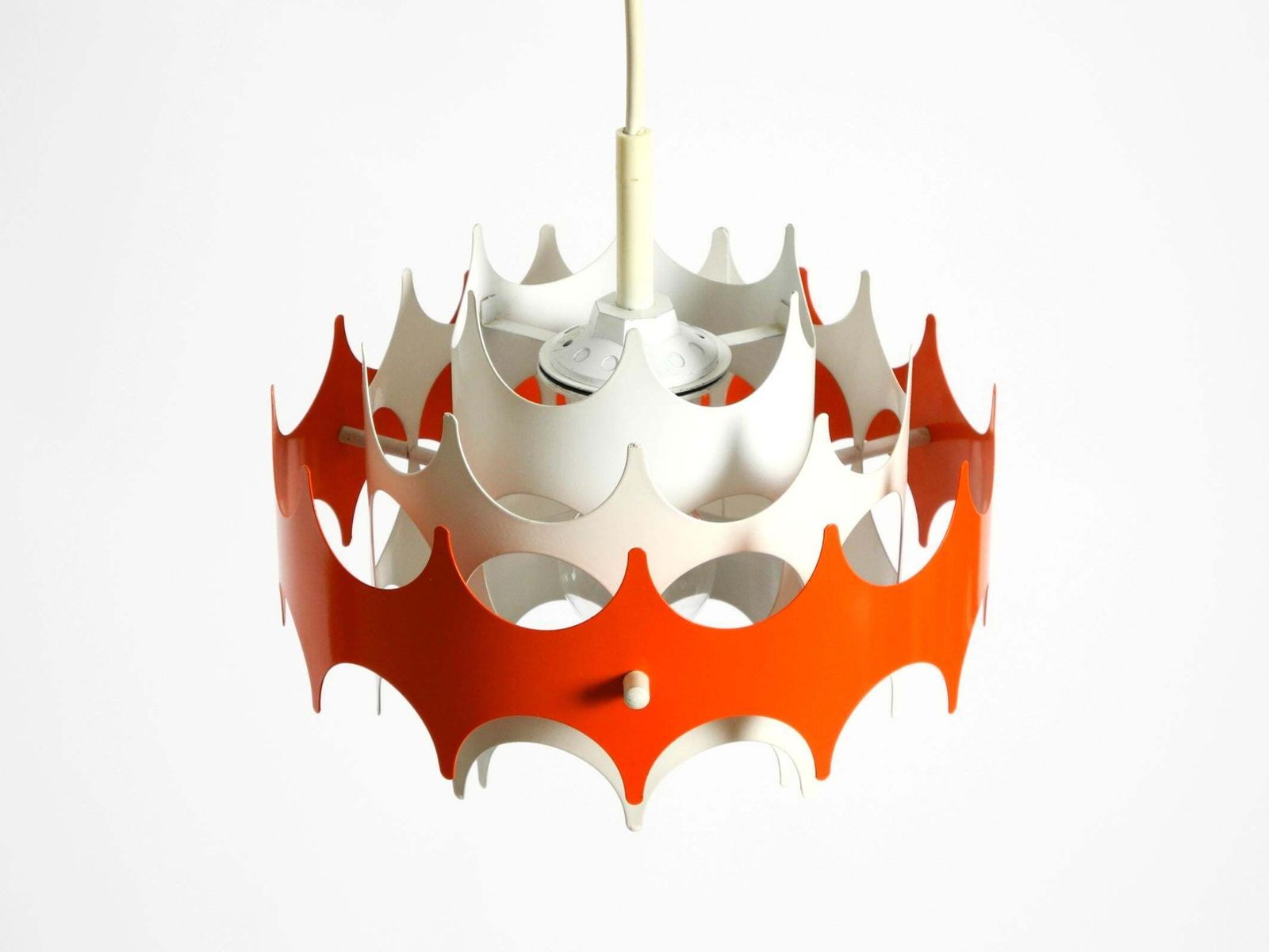628.0 Kleine Space Age metalen hanglamp uit de jaren 1960 van Doria photo