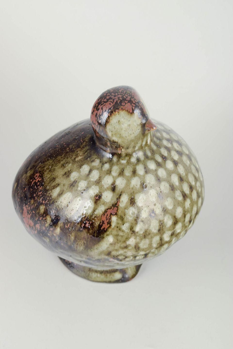 Carl Harry Stålhane voor Rörstrand. Zeldzaam stoneware sculptuur van een vogel. Midden 20e eeuw. photo furniture