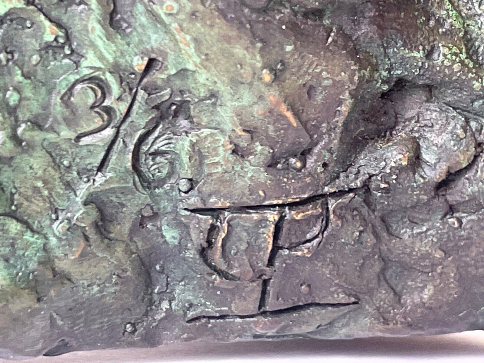 photo buy Gepatineerd bronzen beeldje van een pinguïn
