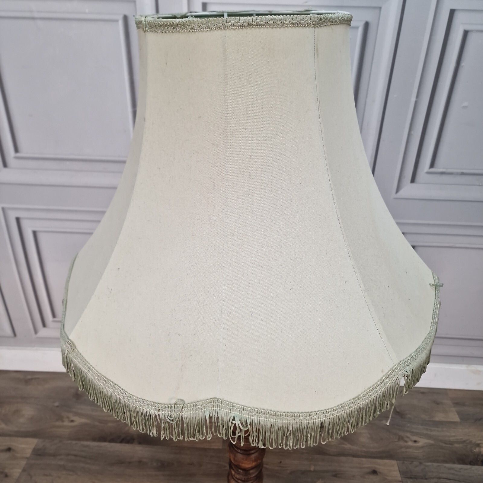 photo vintage Vintage Large Lampshade   Fringe Trim Fabric Standard Lamp Light Shade   Retro