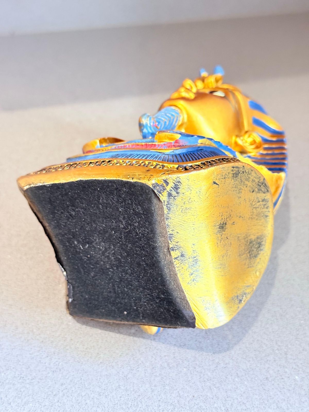 photo vintage Egyptian Pharaoh Tutankhamun Bust Sculpture, Decorative Ancient Egyptian Revival