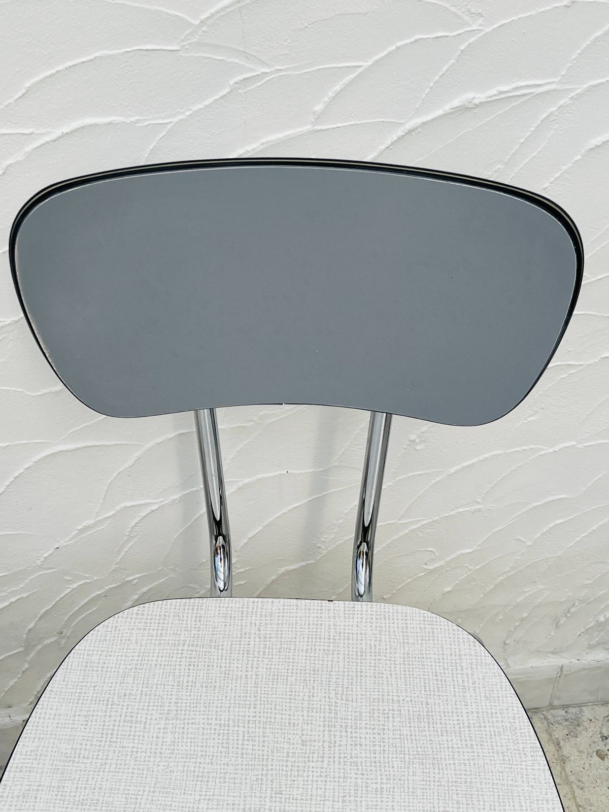 Set van twee vintage stoelen in grijs en chroom Formica photo buy