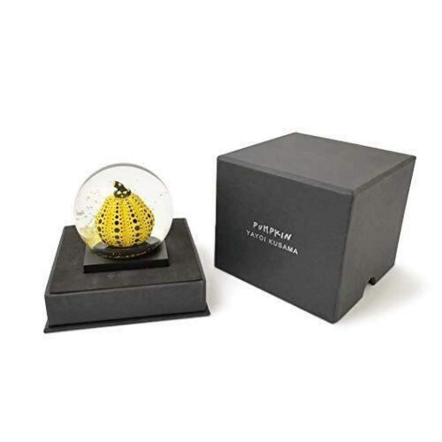 Sculpture Yayoi Kusama Snow Dome Yellow Pumpkin, édition limitée photo Art