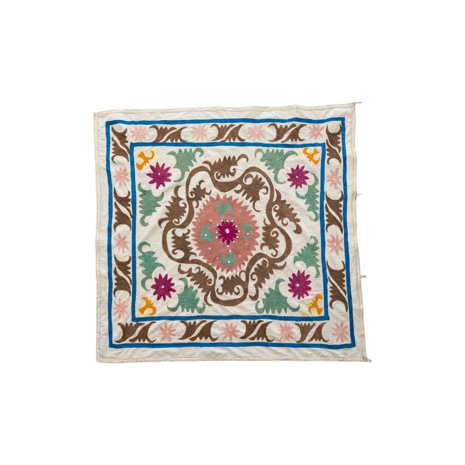 Met de hand geborduurd suzani wandtapijt in neutrale beige tinten, 116 x 126 cm