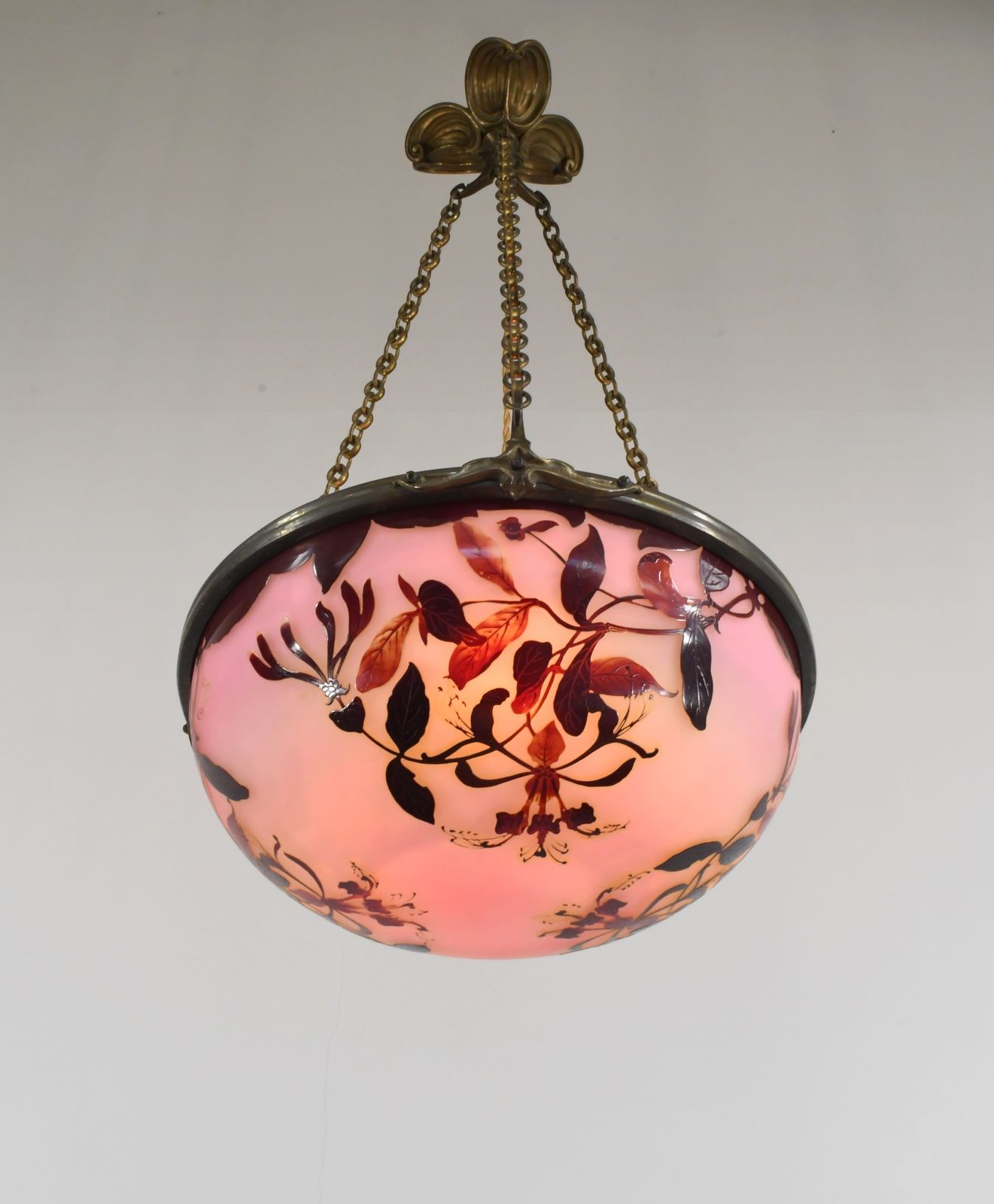 Franse art deco cameo hanglamp van Gallé, jaren 1920, Frankrijk photo vinterior