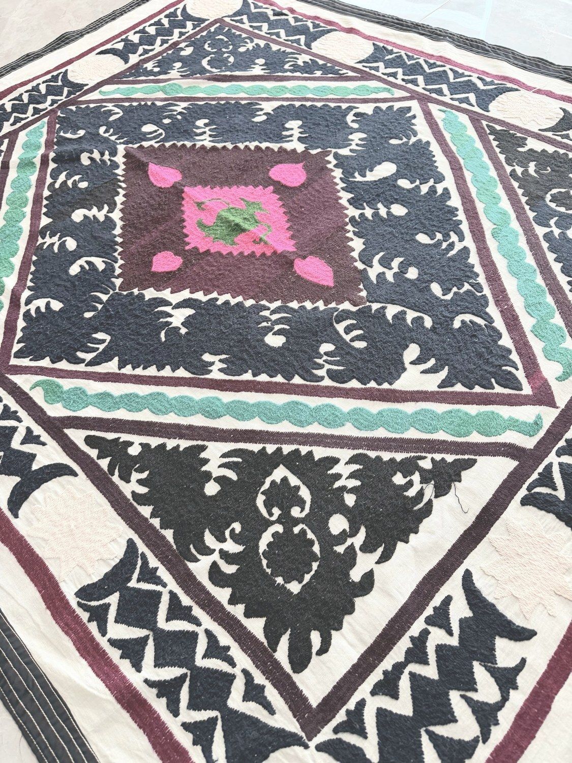 Nappe suzani des années 1960, Boukhara, 124 x 146 cm photo buy