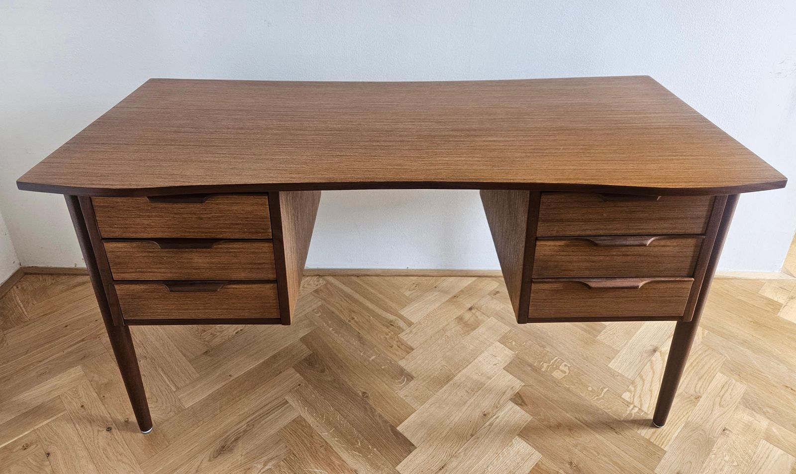 photo furniture Bureau en teck mid-century, Danemark, années 1960
