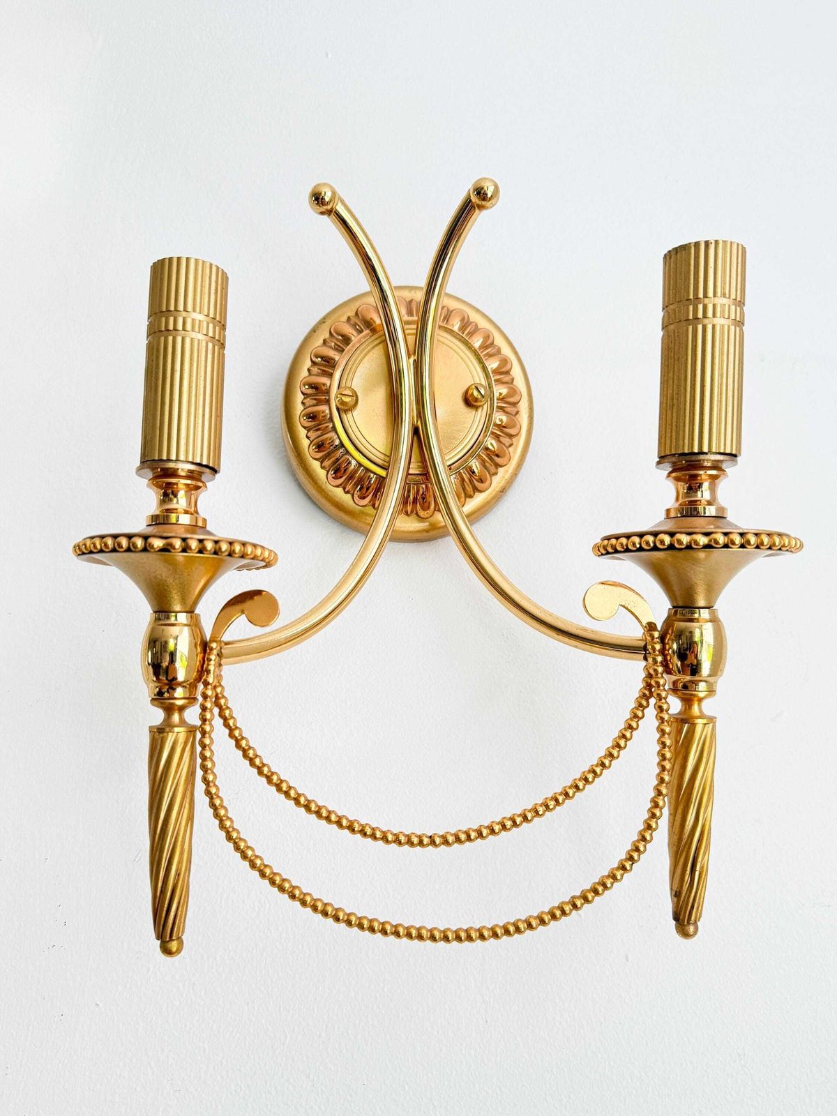 Vintage Pair Of Gaetano Sciolari Double Wall Sconces In Gilt Brass | Hollywood Regency, 1960/70s photo 693.0