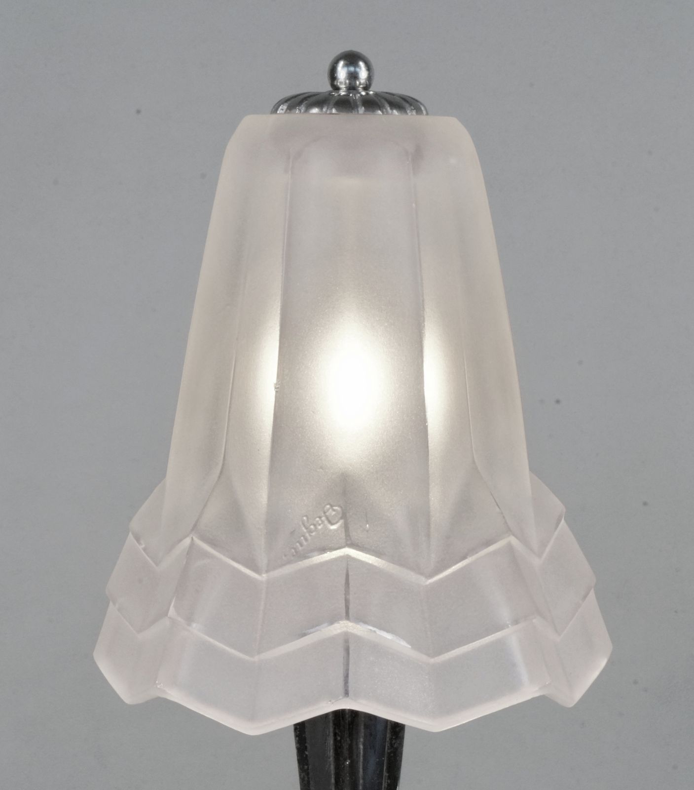 Franse art deco lamp ca. 1930 by Degue photo Verlichting