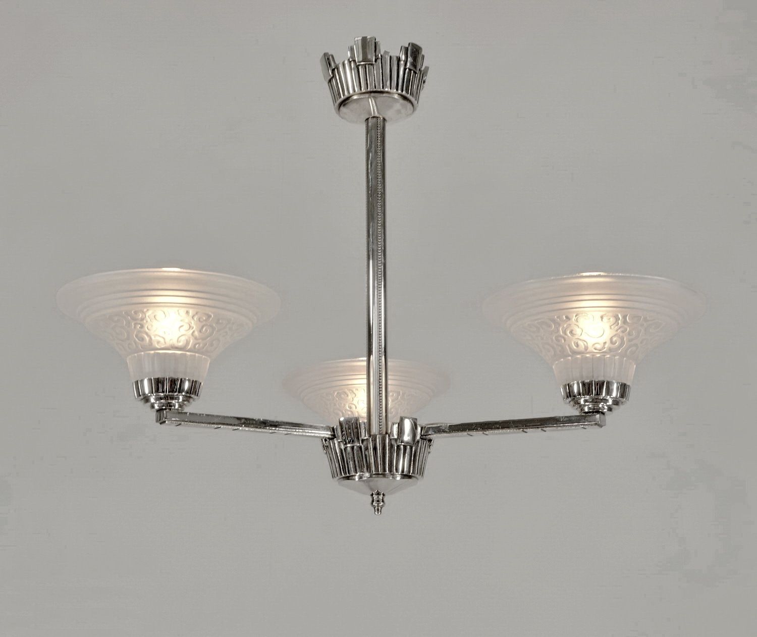 Franse art deco hanglamp van Muller Freres photo Verlichting