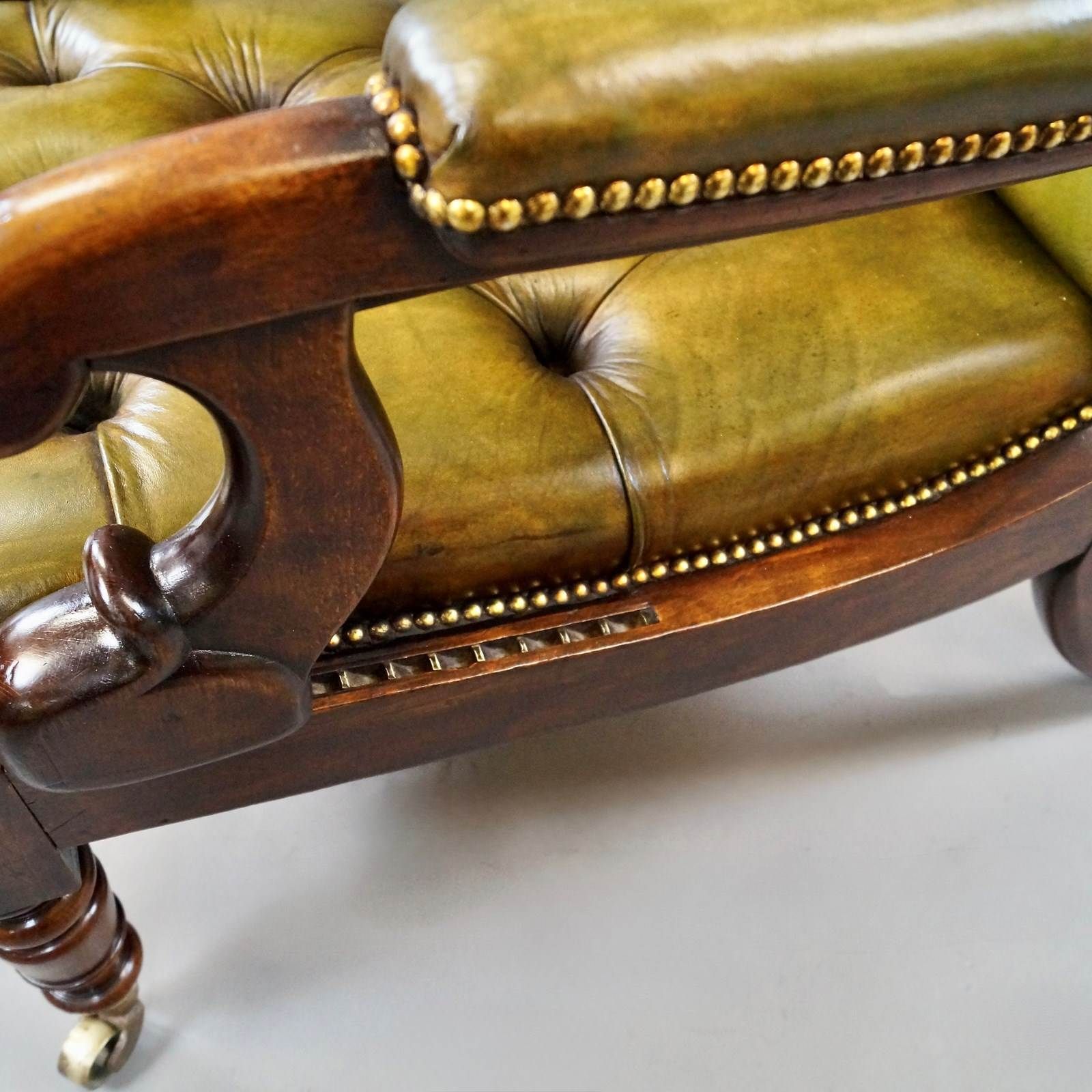 A William IV Button Leather Reclining Chair photo vinterior