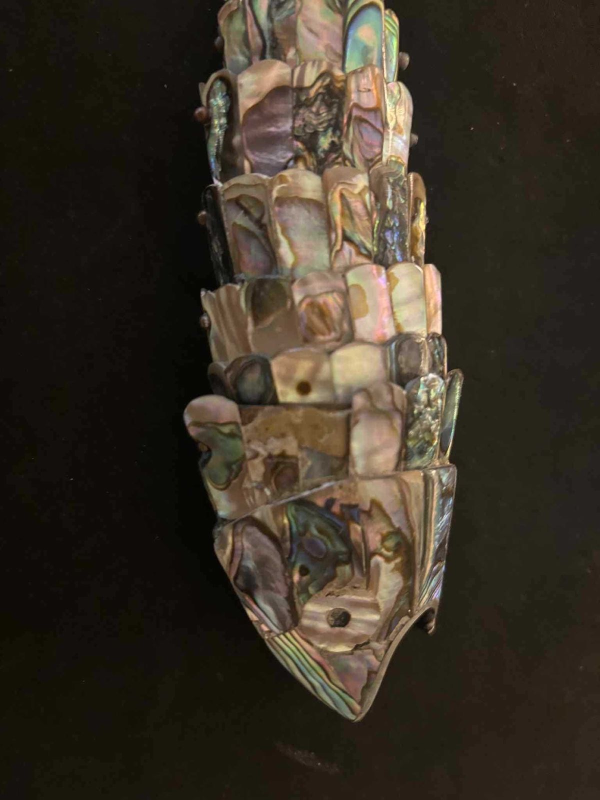 photo furniture Décapsuleur poisson articulé, nacre abalone mexicaine, barware mid-century modern, années 1950