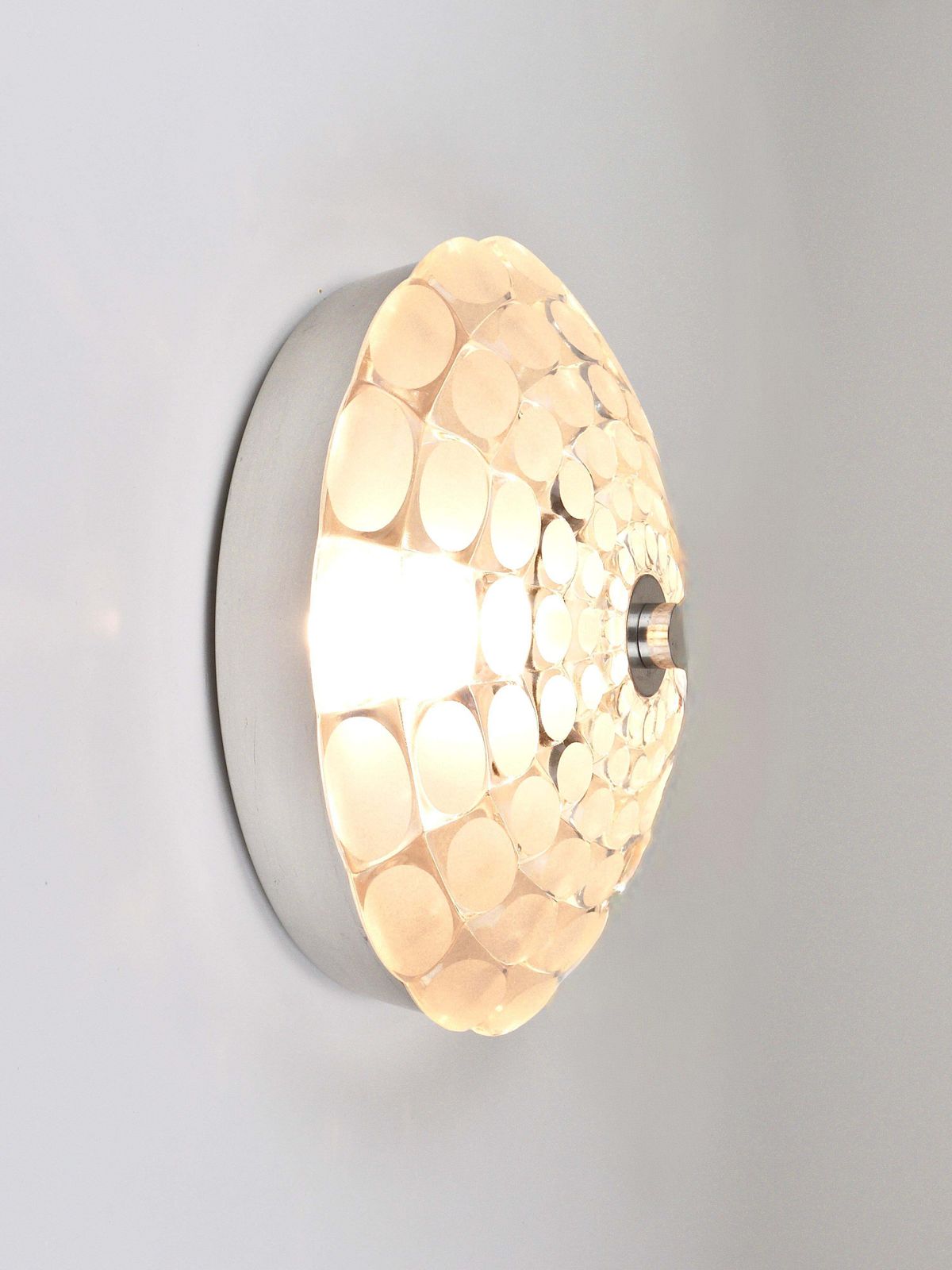 Peill & Putzler Grote Ronde Op Art Glazen Wandlamp, 1970s photo vinterior