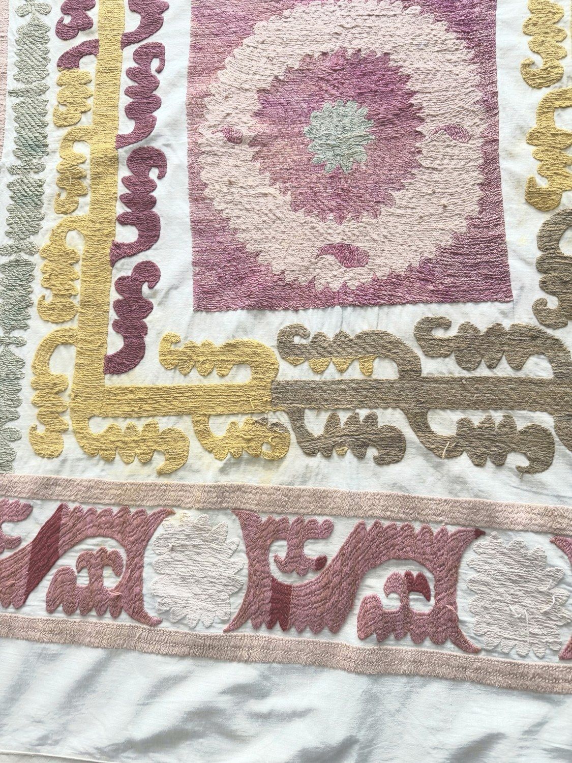 Nappe suzani Boho Tashkent 133 x 138 cm photo 257.0