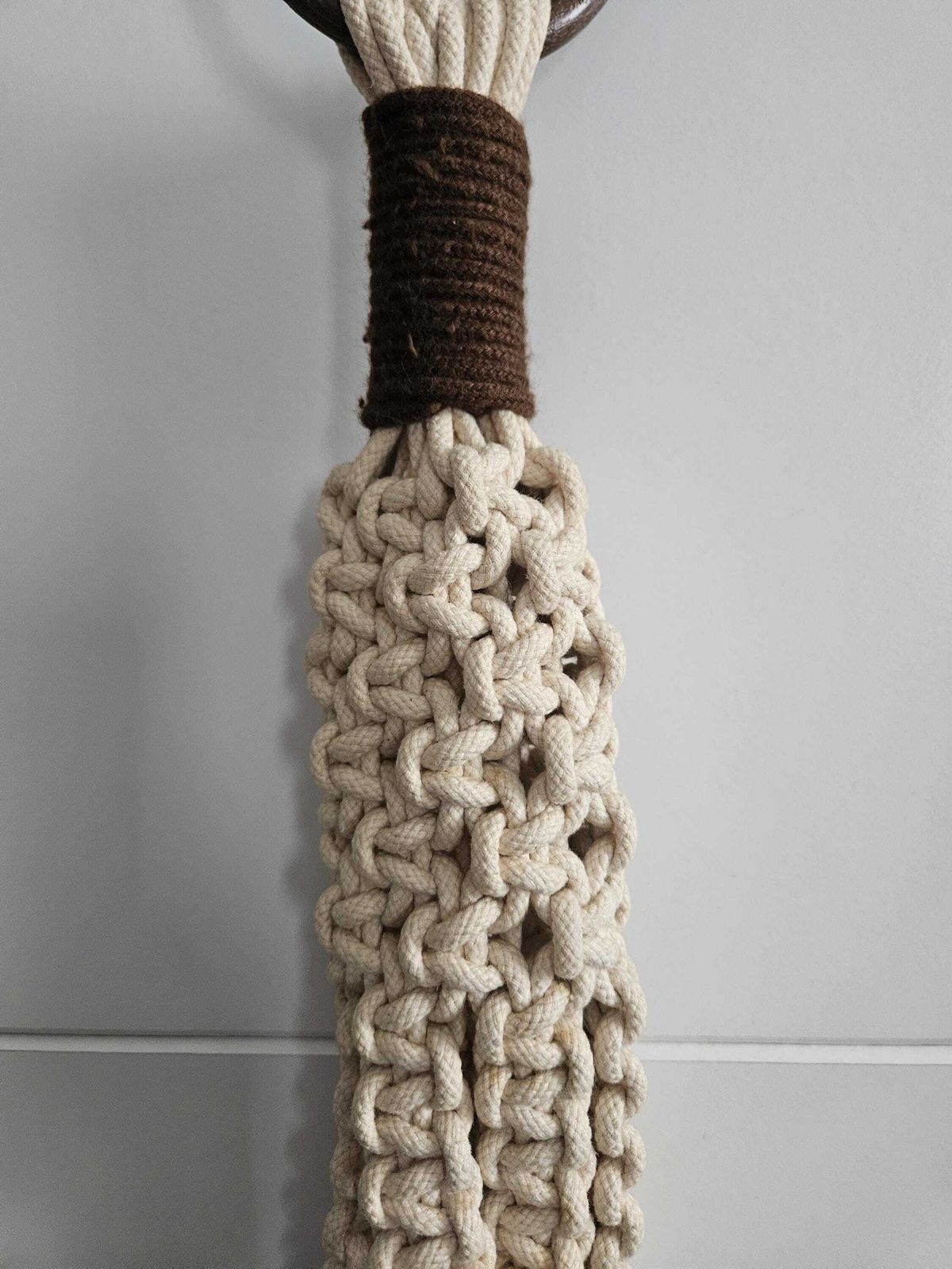 photo vinterior Vintage Macrame Plant Hanger: 180cm Boho Rope Holder With Wooden Beads, Mid Century Style