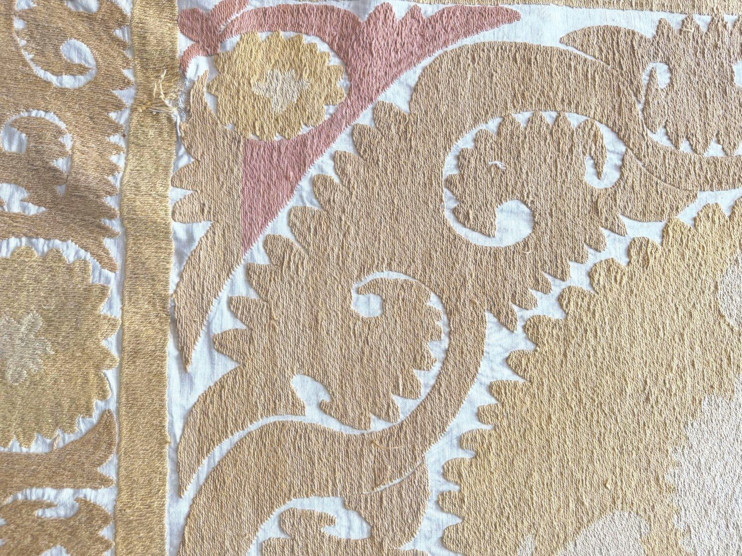 Decorative Suzani Tablecloth From Asian 135 X 150 Cm photo Textiel
