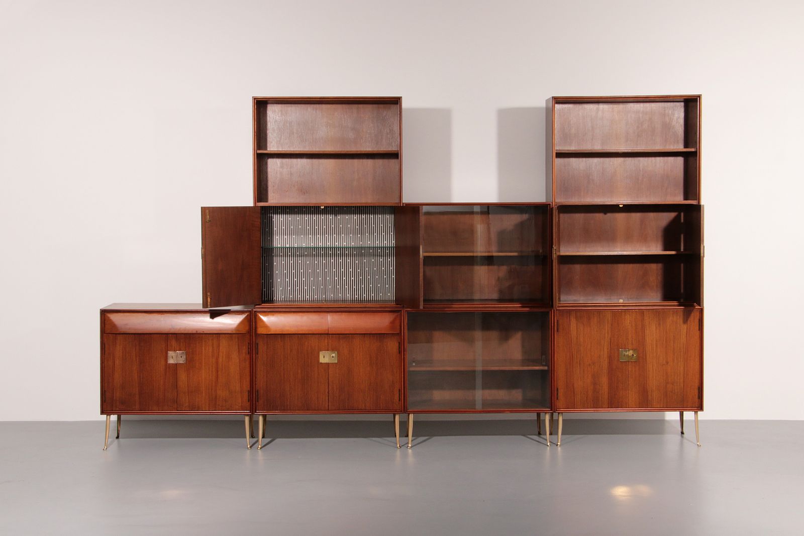 Italian Mid Century Modular Wall System – Attributed To The Circle Of Ico Parisi / Vittorio Dassi photo Furniture