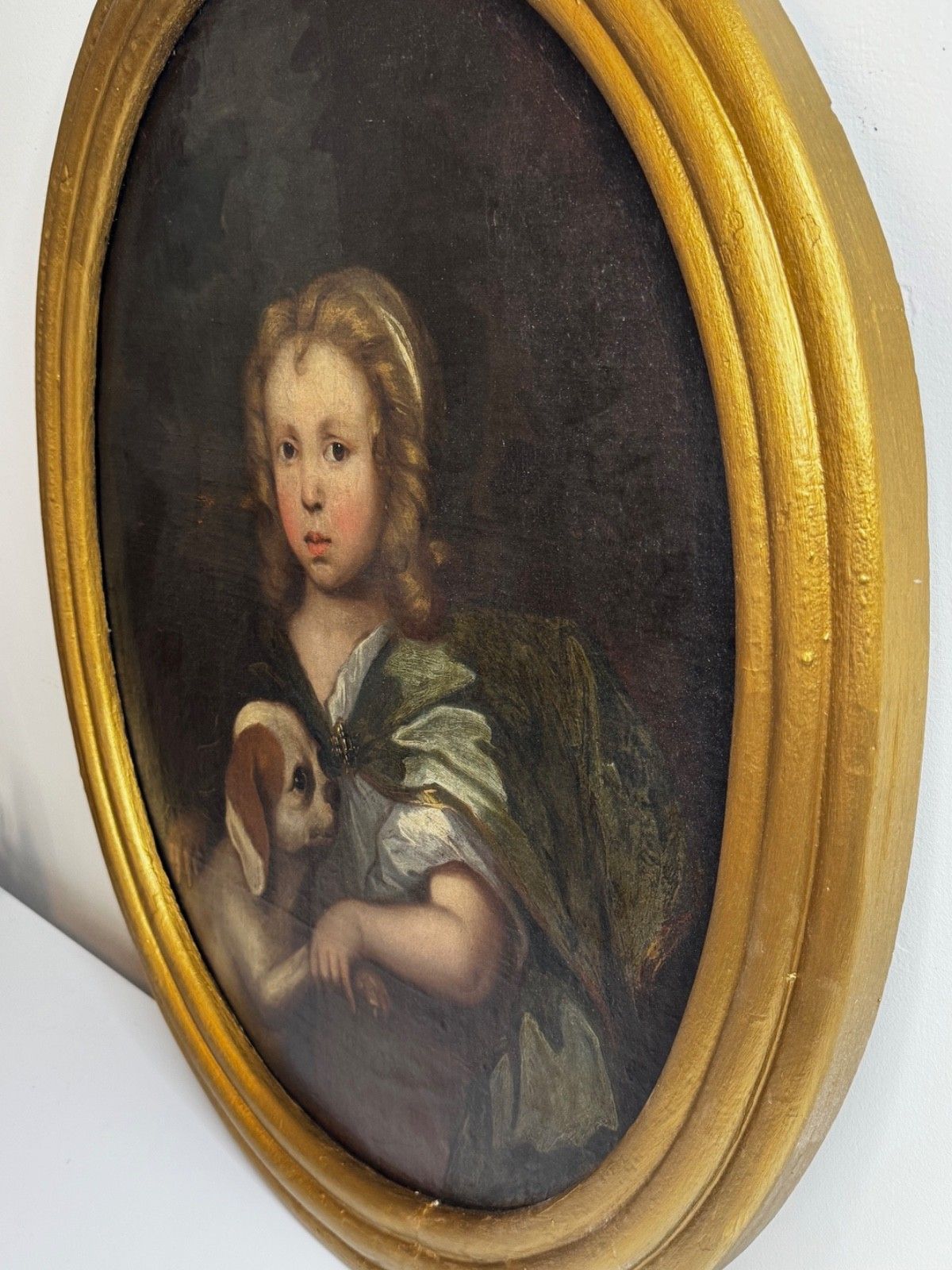 photo for sale 17e-eeuws olieverfchilderij, Een Ontroerende Band, Jongen met King Charles Spaniel-pup, Cirkel van Mary Beale, ca. 1680