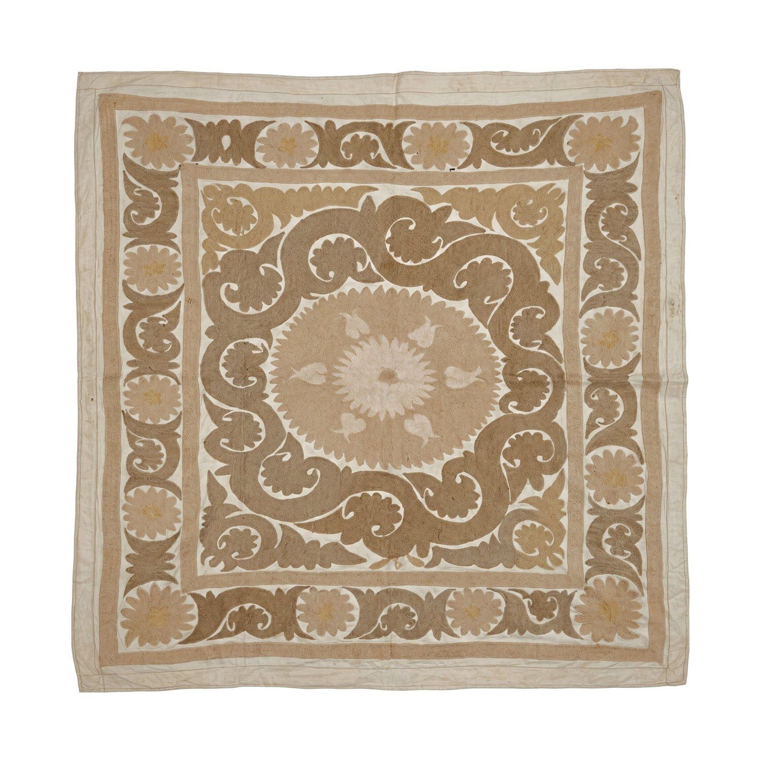 Vintage Beige White Uzbek Suzani Wall Hanging 123 X 144 Cm