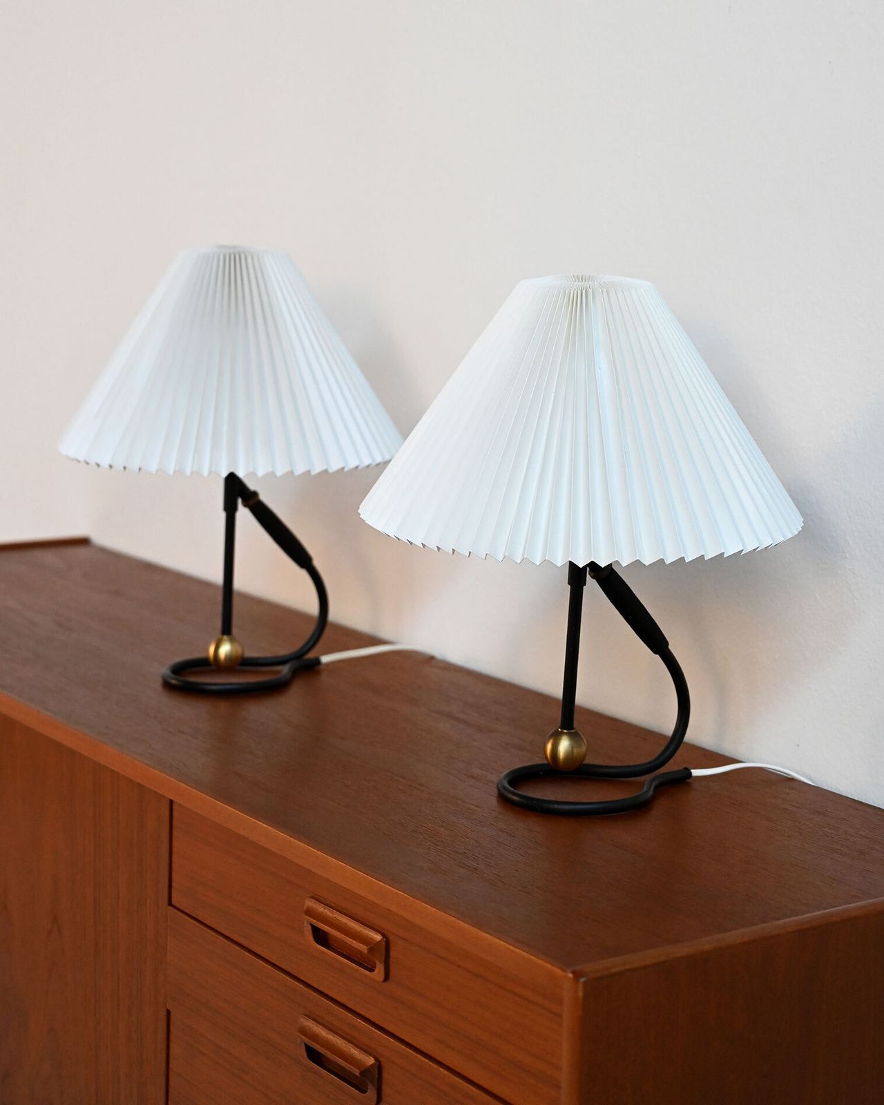 Pair Of “Kip Lamp” Lamps By Kaare Klint For Le Klint, 1940s photo Lighting
