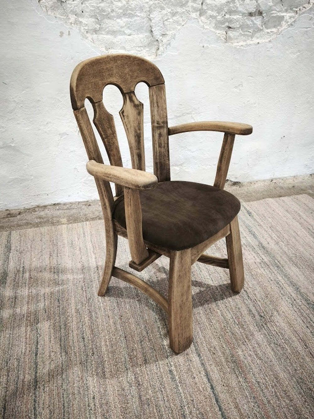 photo buy Nederlandse Brutalistische Massief Eiken Fauteuil met Opnieuw Bekleed Leren Zitting, jaren 1970