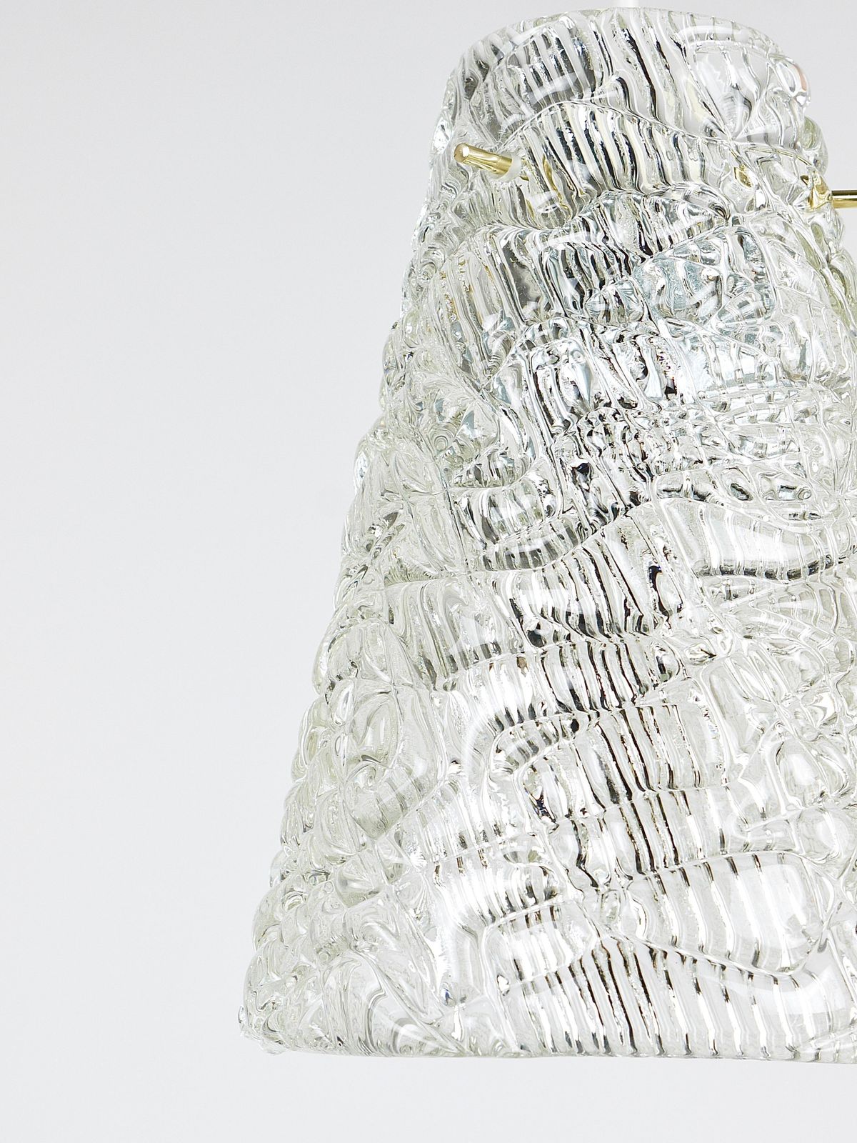 photo vinterior J.T. Kalmar Mid-Century Textured Glass & Brass Hanglamp, Oostenrijk, jaren 1950