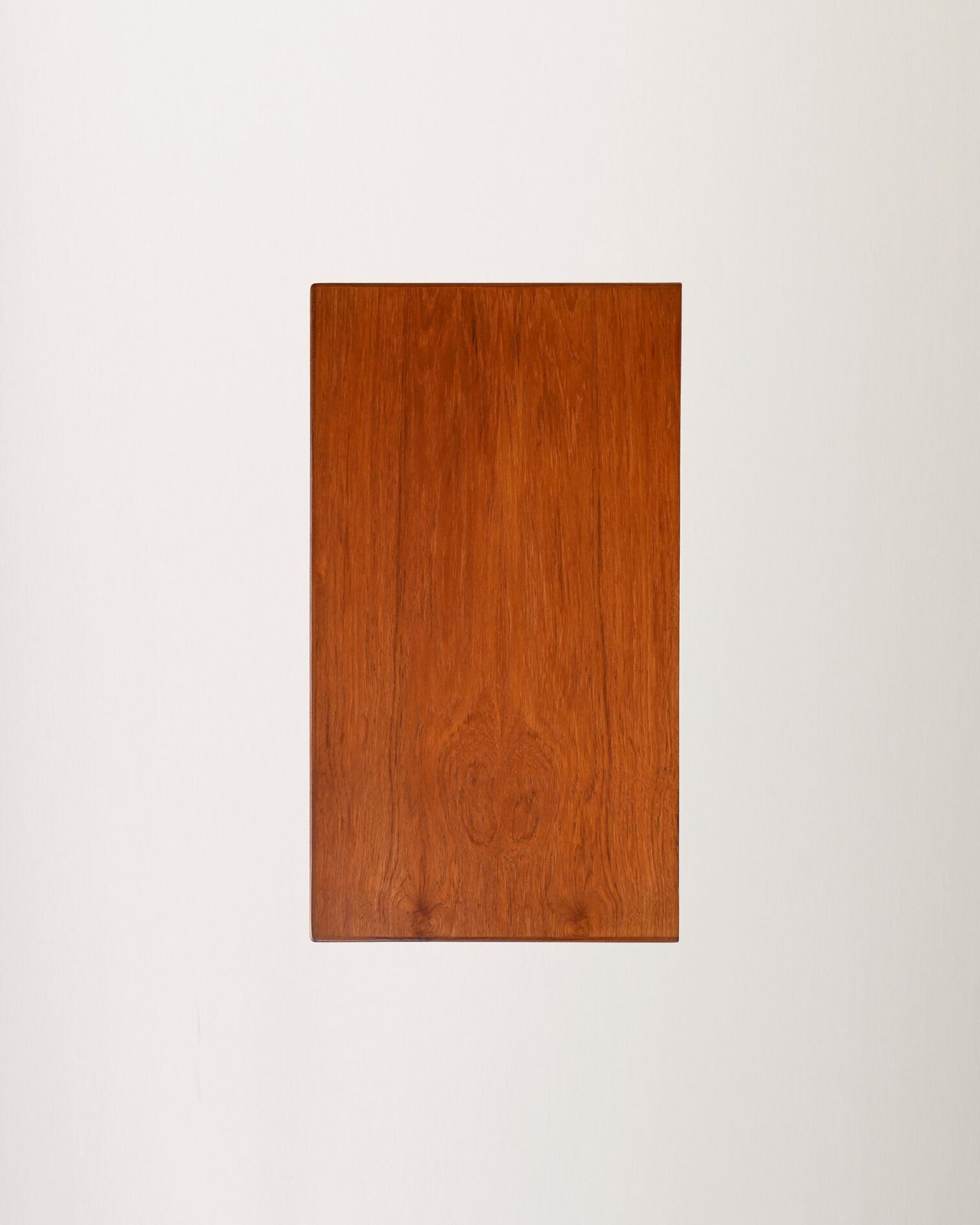 photo furniture Deense teakhouten ladekast, jaren 1960