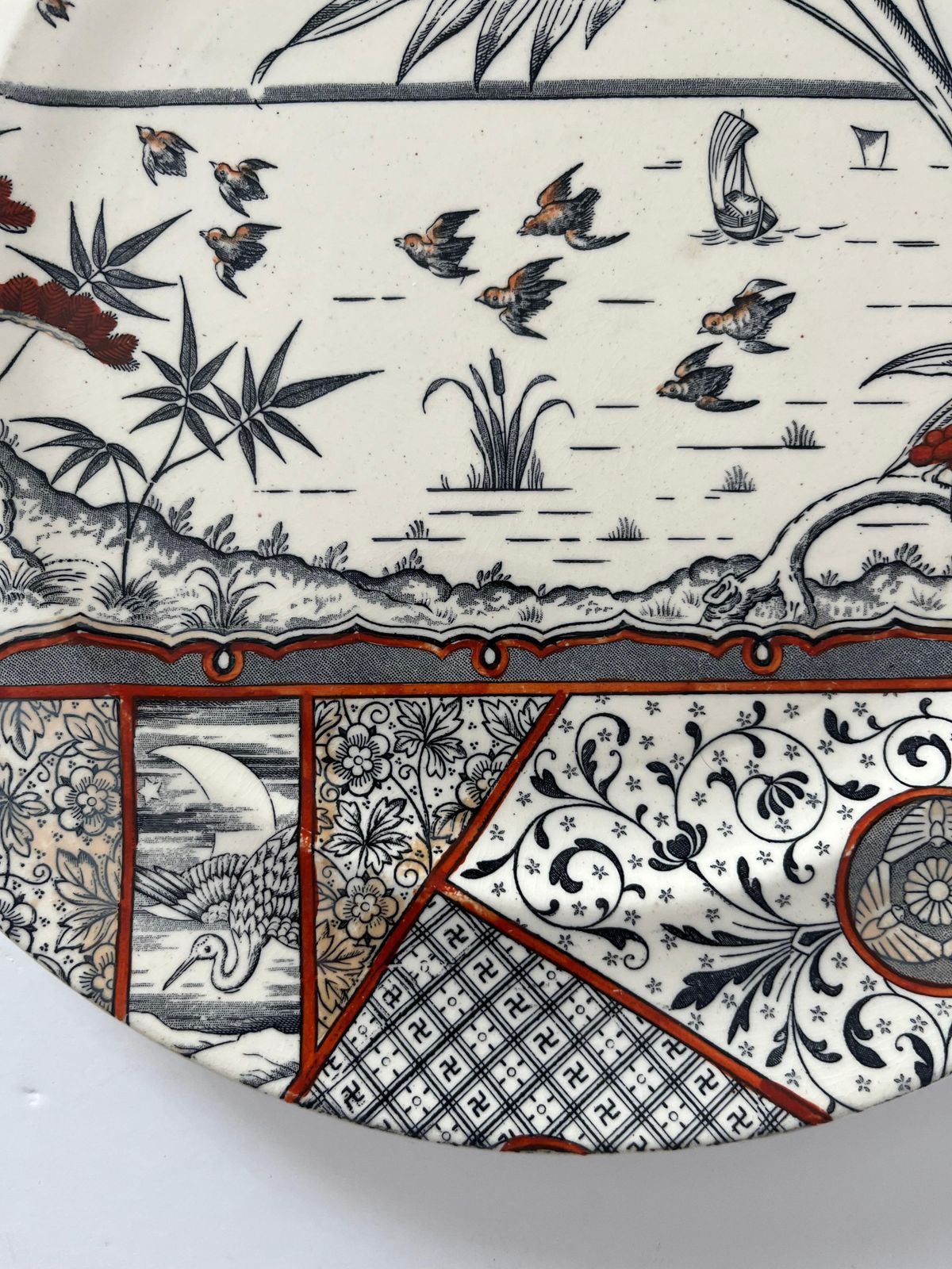 Groot bord van Gildea & Walker, Melbourne Pat'n Pottery, Aesthetic Movement, 1881 photo buy