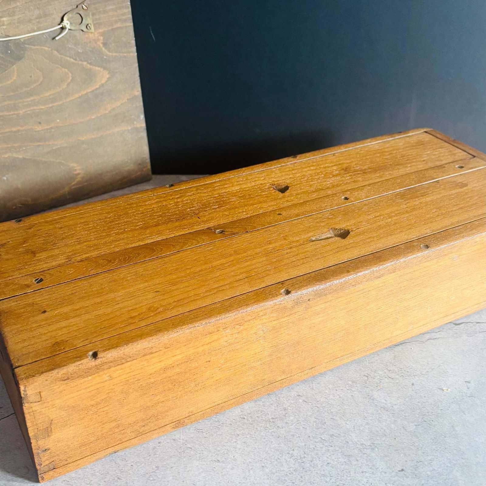 Antiek handgemaakt groot spaarpotje photo furniture
