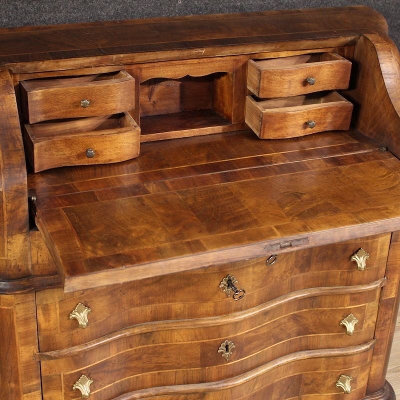 2600.0 Bureau italien d'époque, à marqueterie, XXe siècle photo