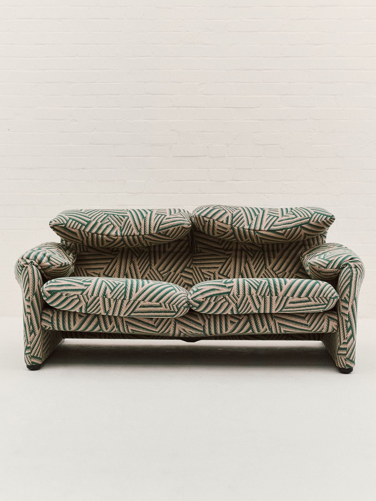 Cassina Maralunga 2 Seater Sofa In Liberty's Shadow Stripe Weave In Amalfi