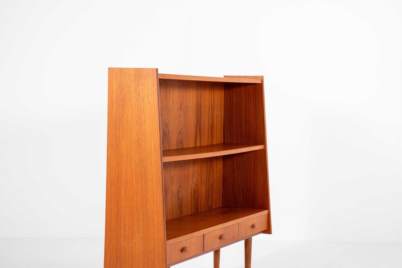 Meubels Vintage Teakhouten Boekenkast Met Lades - Mid Century Scandinavisch Cabinet photo
