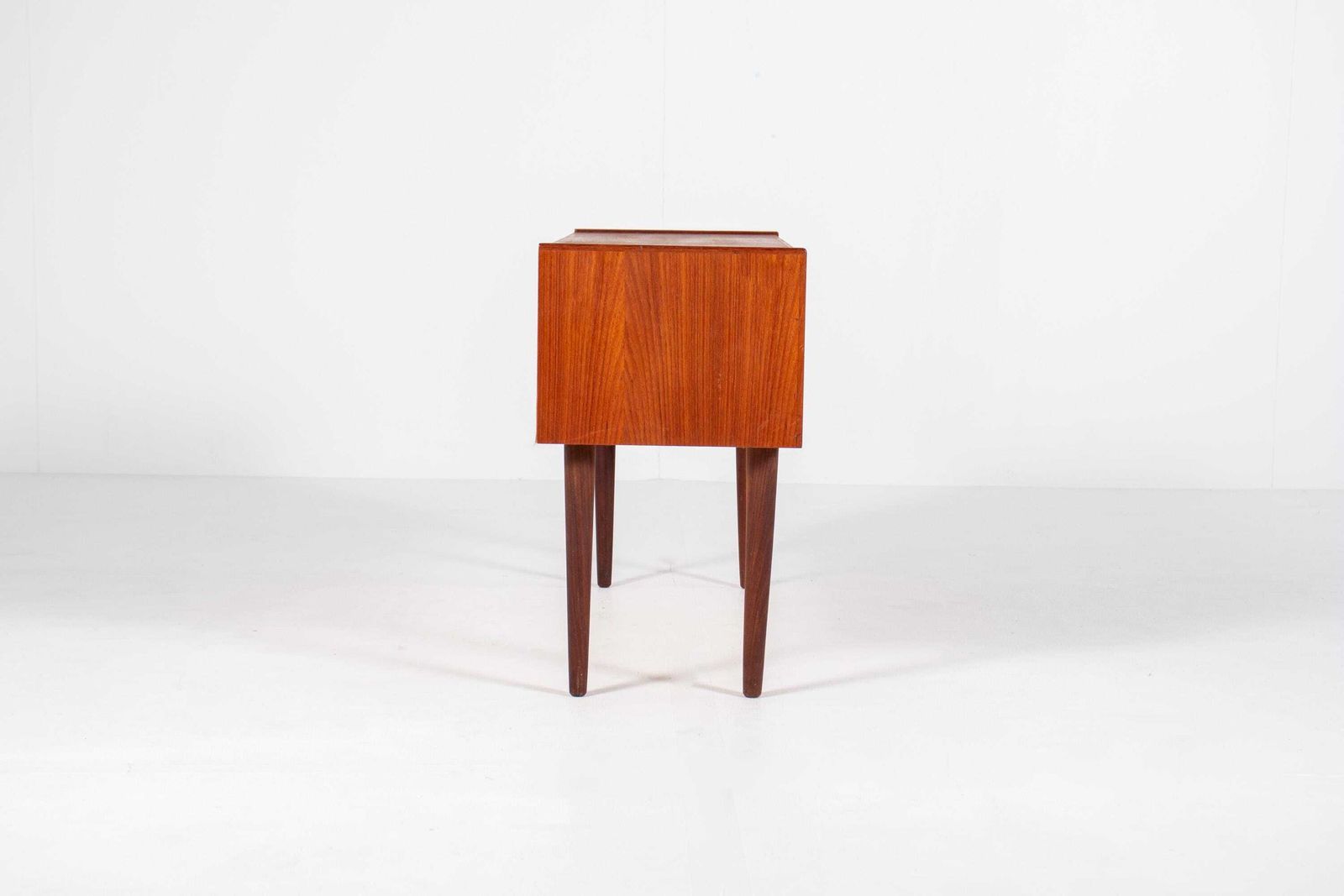 Mid-Century Modern Deens teakhouten dressoir, ladekast, jaren 1960 photo 586.0