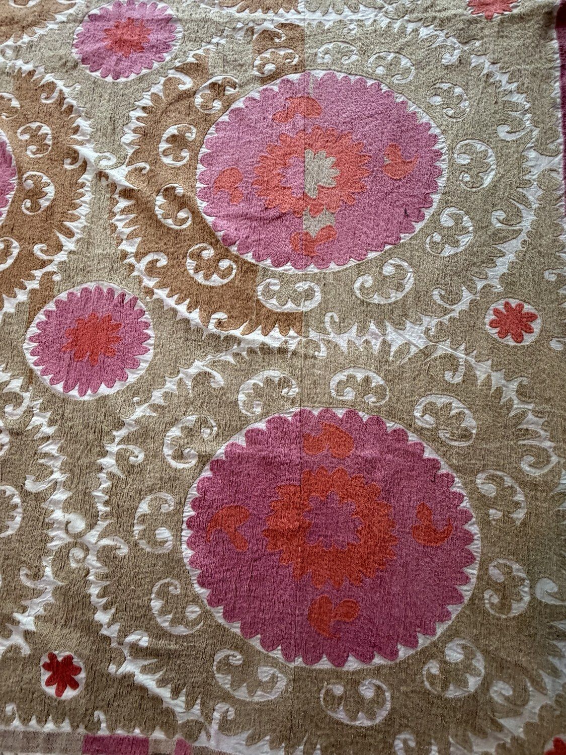 Boho roze beige Bukhara Suzani wandkleed 238 x 330 cm photo for sale