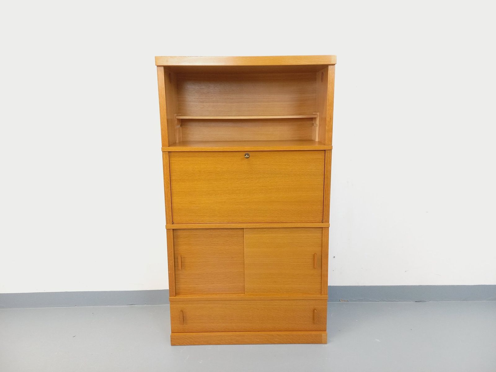 Opbergkast met Eiken Secretaire photo furniture