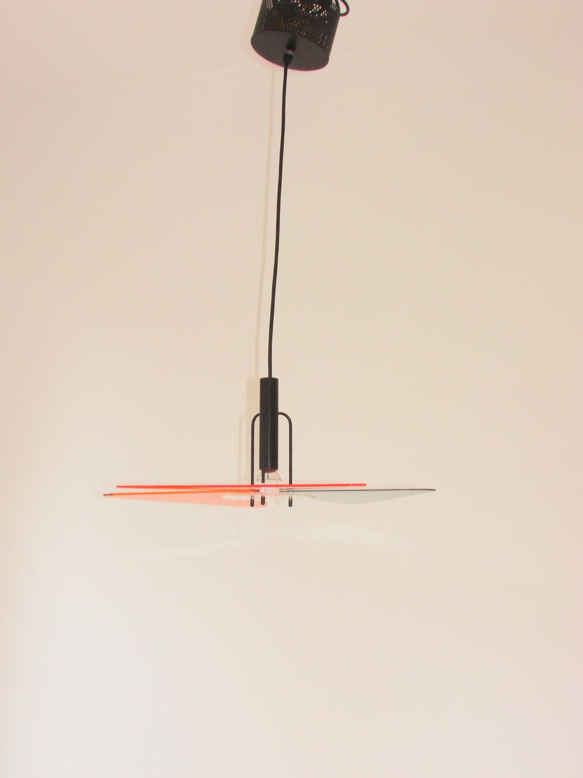 Een kleurrijke postmoderne hanglamp, jaren 1990. photo for sale
