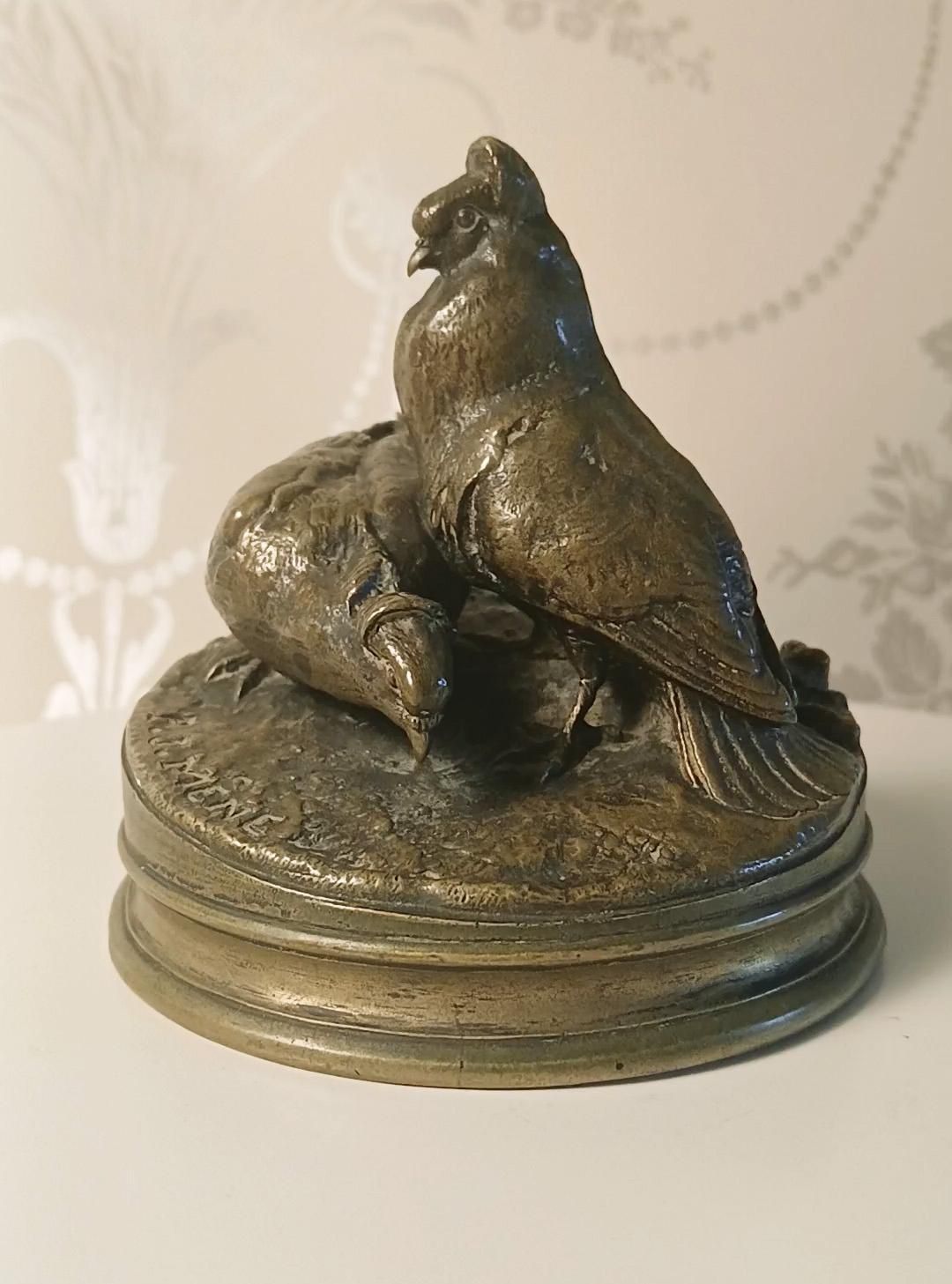Bronze de pigeon mâle et femelle signé Pierre Jules Mêne (1810 - 1879) photo furniture