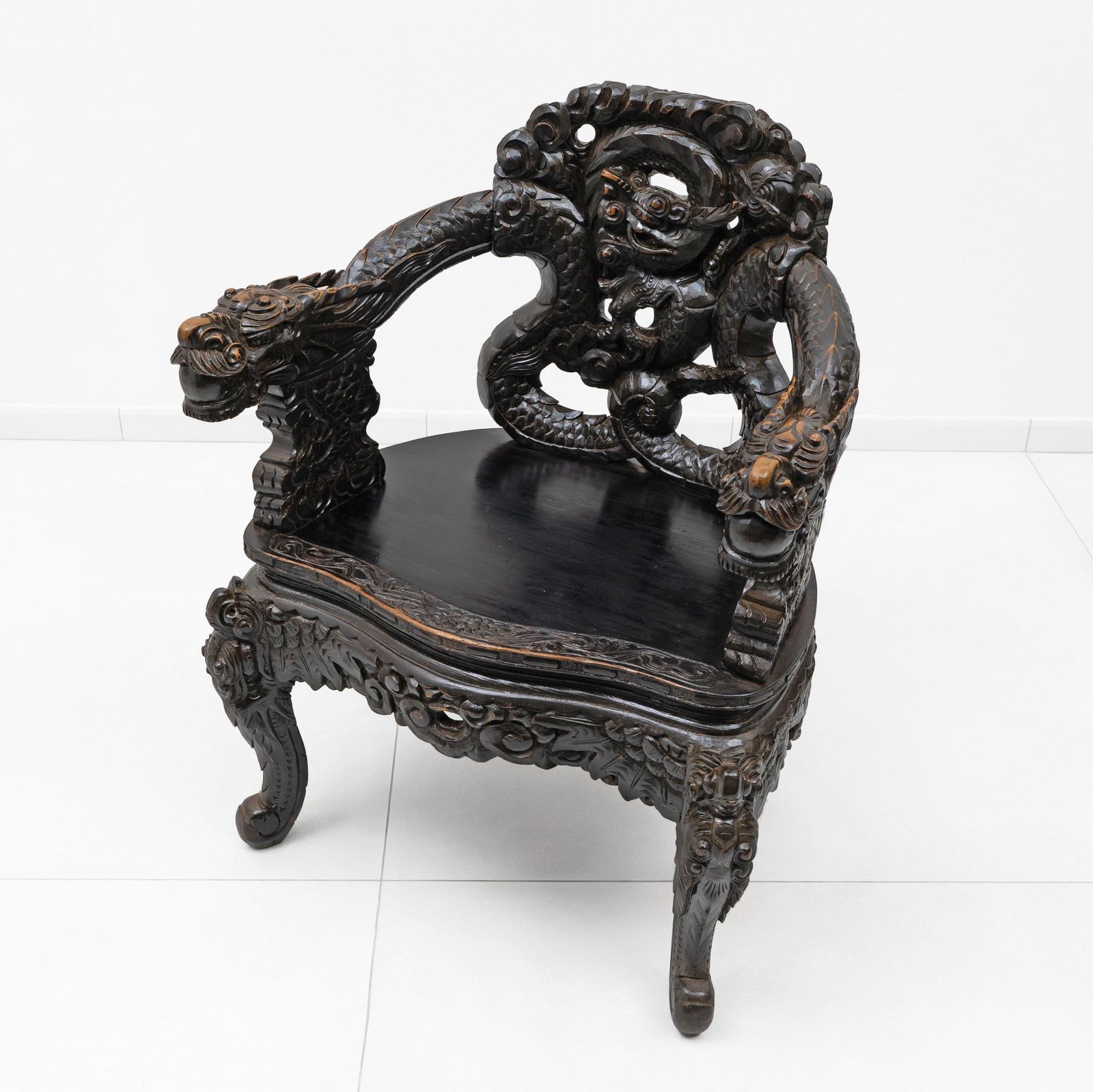 photo vinterior Paar Chinese Qing-dynastie fauteuils met gedraaide draken, geëboniseerd hardhout