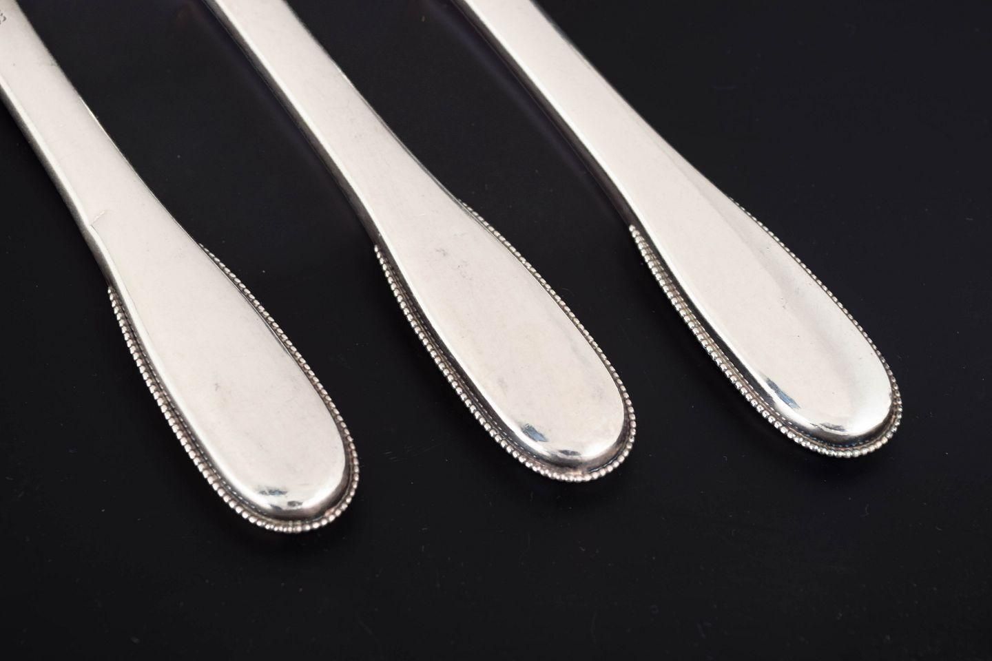 Evald Nielsen. Ensemble de trois couteaux de table en argent sterling et acier inoxydable photo for sale