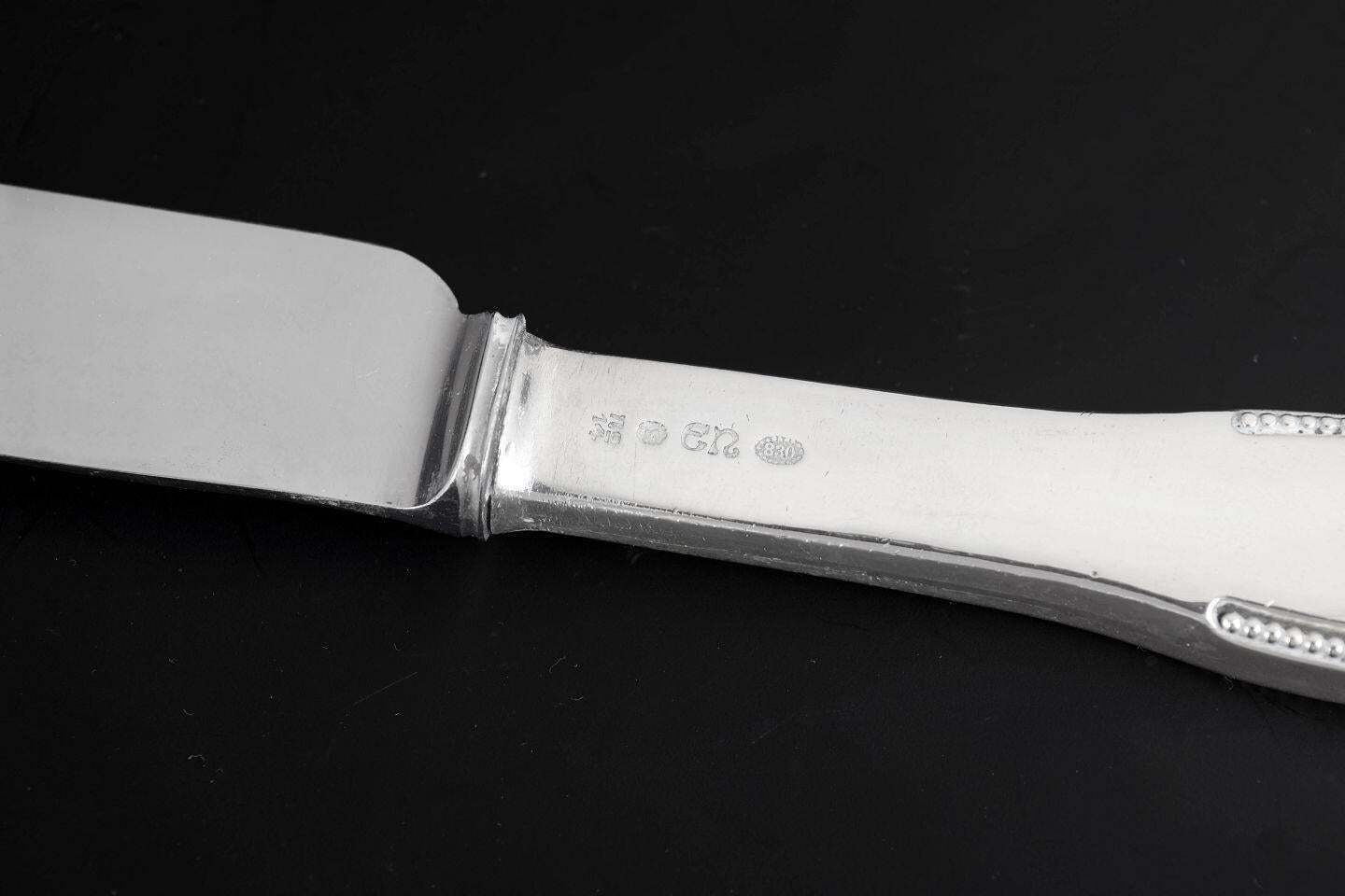 Evald Nielsen. Set van vier dinerkniven in zilver en roestvrij staal, jaren 1930 photo Woonaccessoires