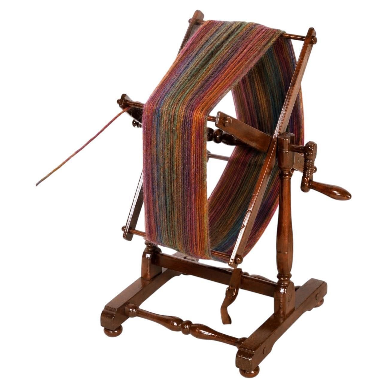 18e-eeuwse houten garenwinder, wolskeinhaspel, uit de A&MYART Collections