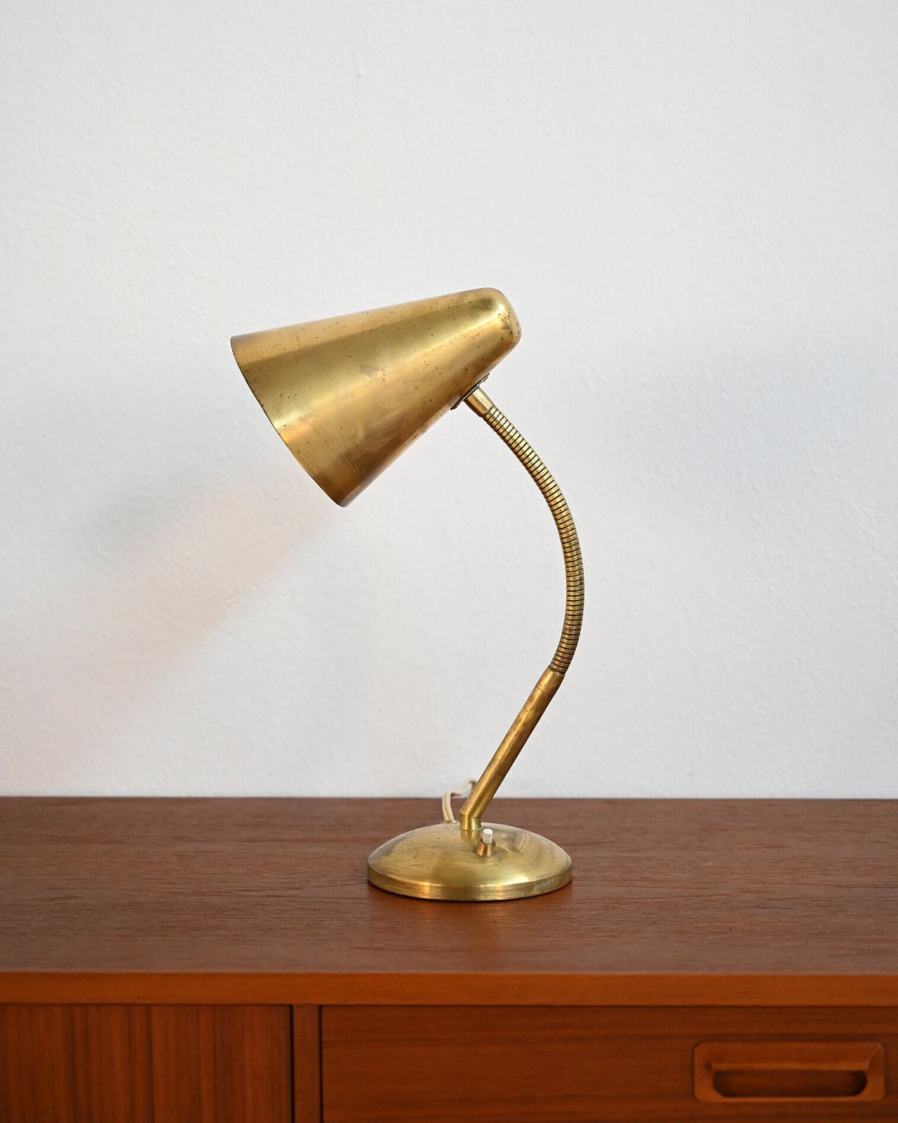 Scandinavische verstelbare tafellamp, ca. jaren 1950 photo furniture