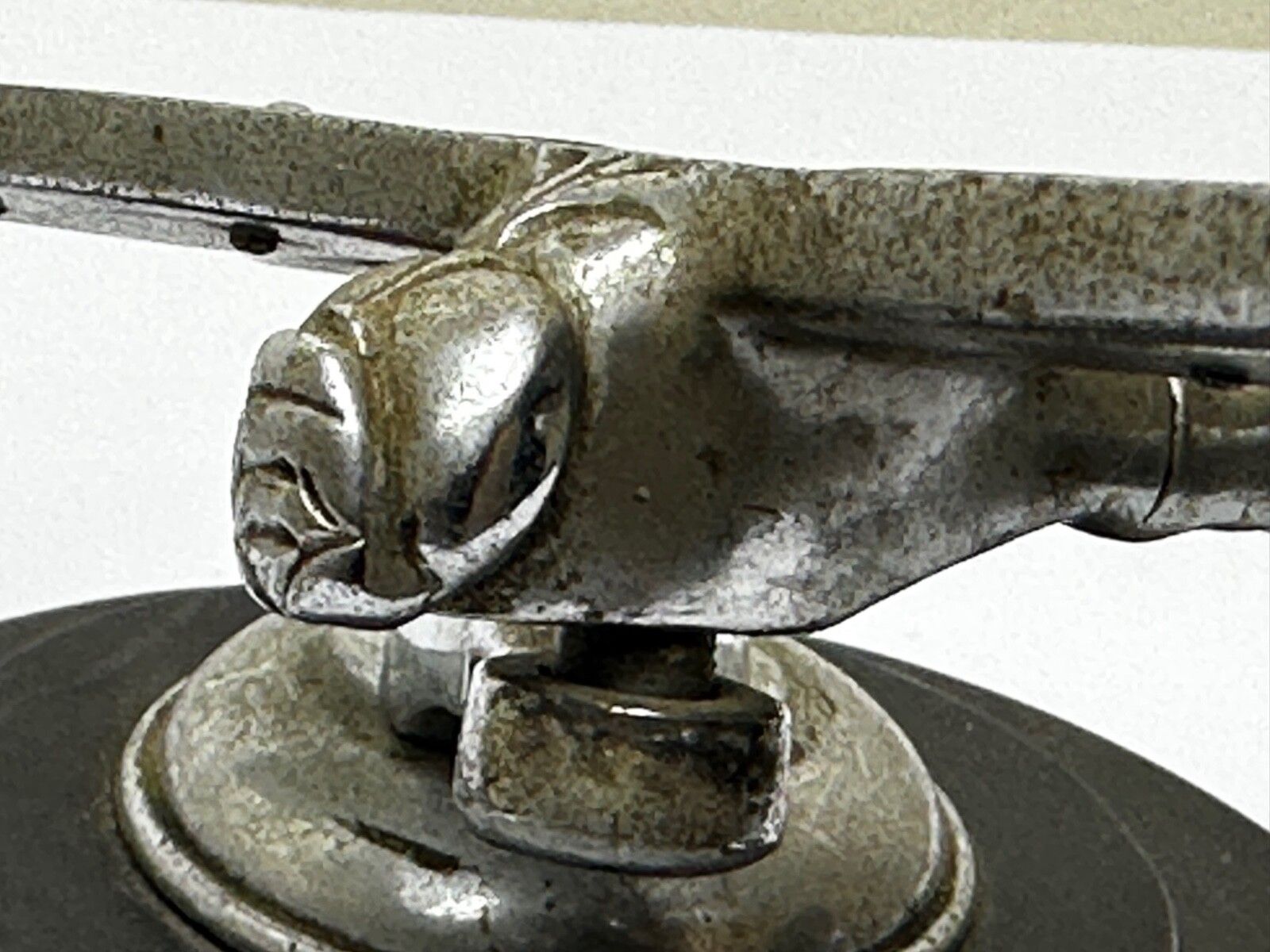 photo furniture Art Deco Desmo Dragonfly Car Mascot Sculpture
