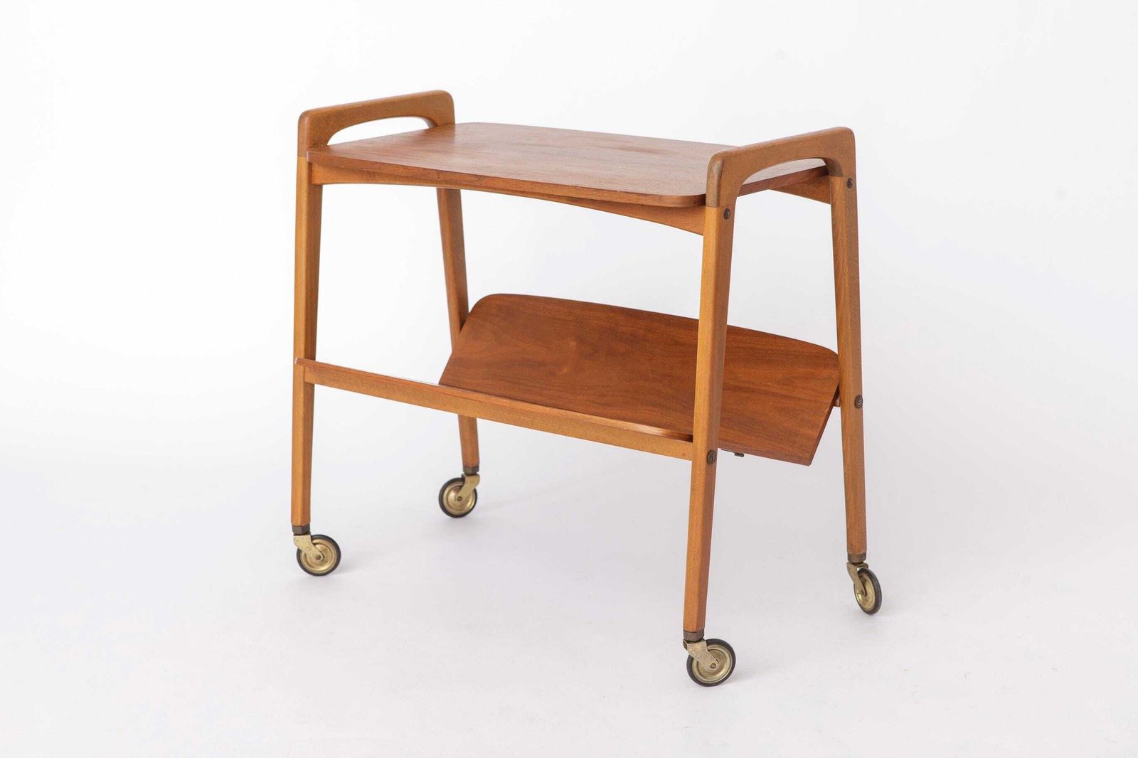 Vintage Barkar op Wielen, Mid-Century Modern Trolleytafel, jaren 1960 Duitse Theekar, Teak & Beukenhout