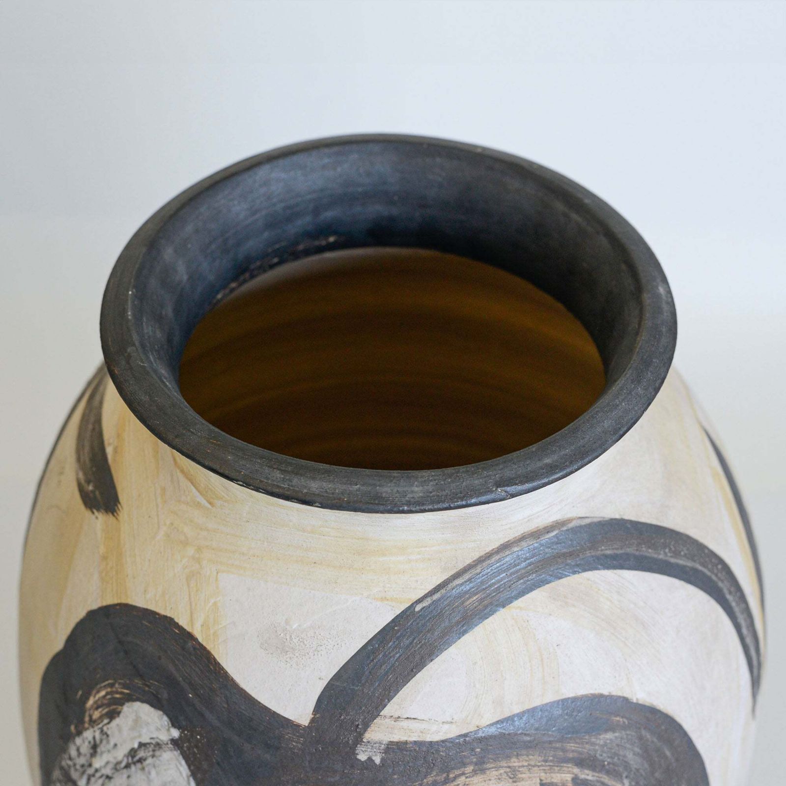 Abstract Black And White Studio Pottery Vase photo vinterior